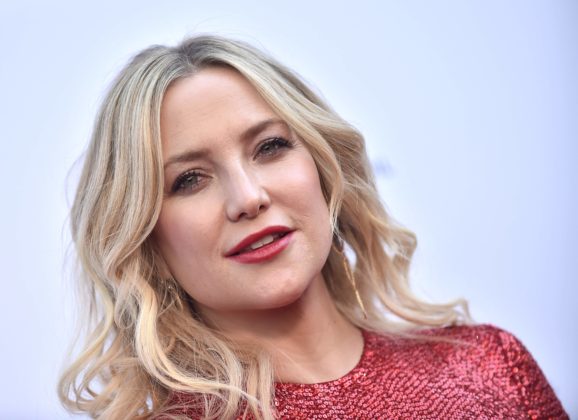 Kate Hudson Shows of Her Amazing Post Baby Body in Instagram Video