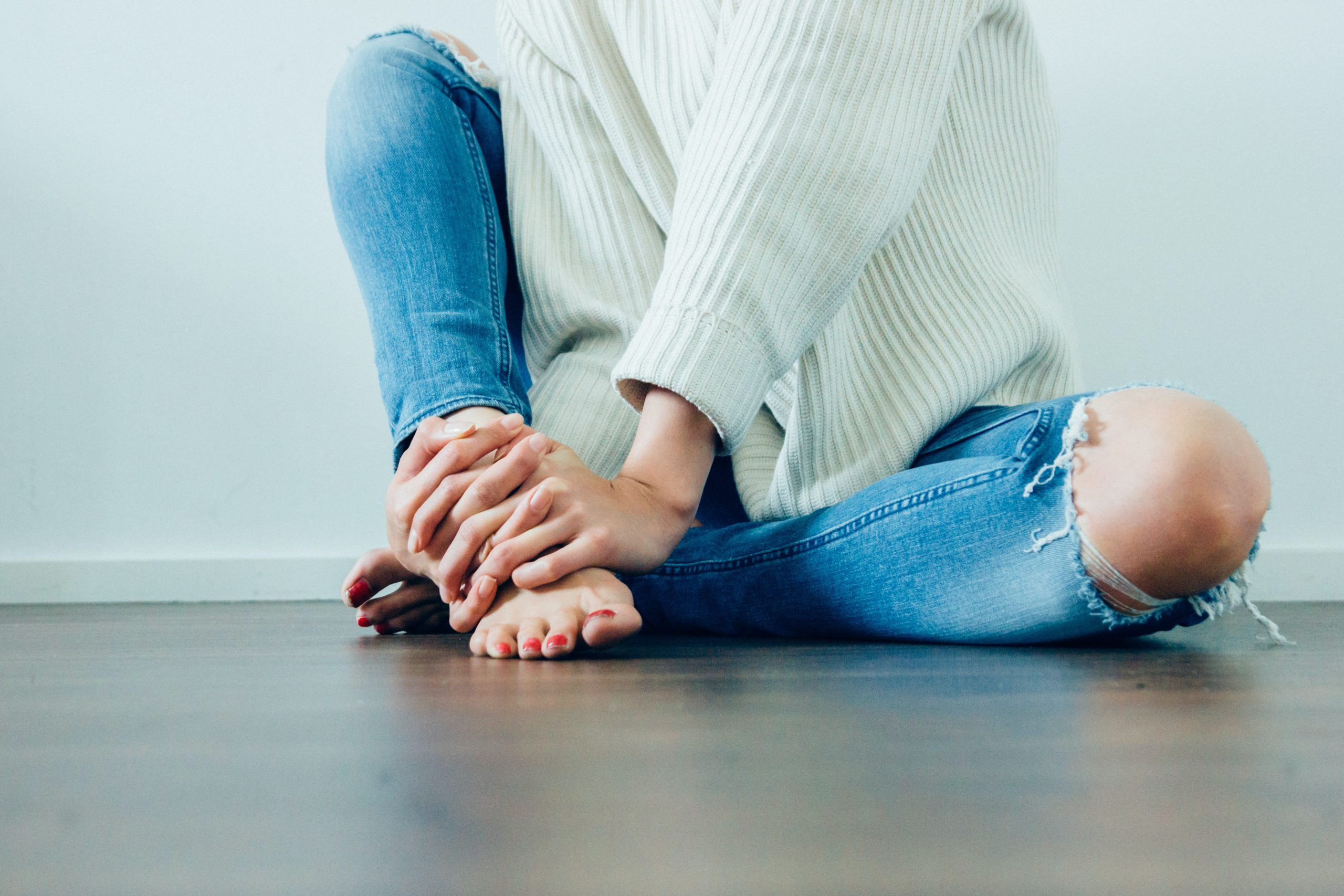 This Weird Foot Trick Relieves Stress Instantly - 2frt1d0