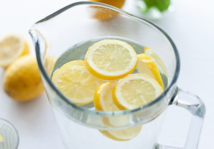 Lemon water for optimizing yoga