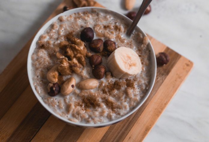 Oatmeal with protein such as nuts